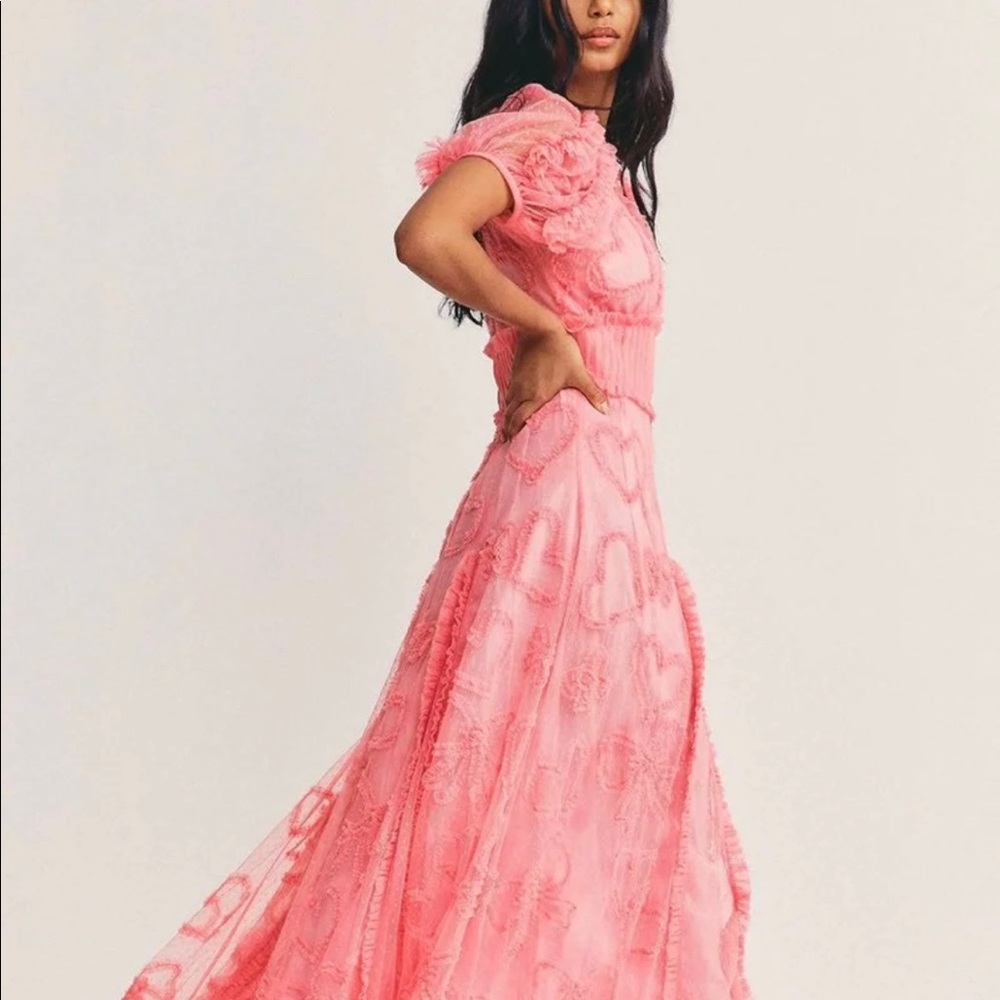 ISO LSF Steffen maxi dress